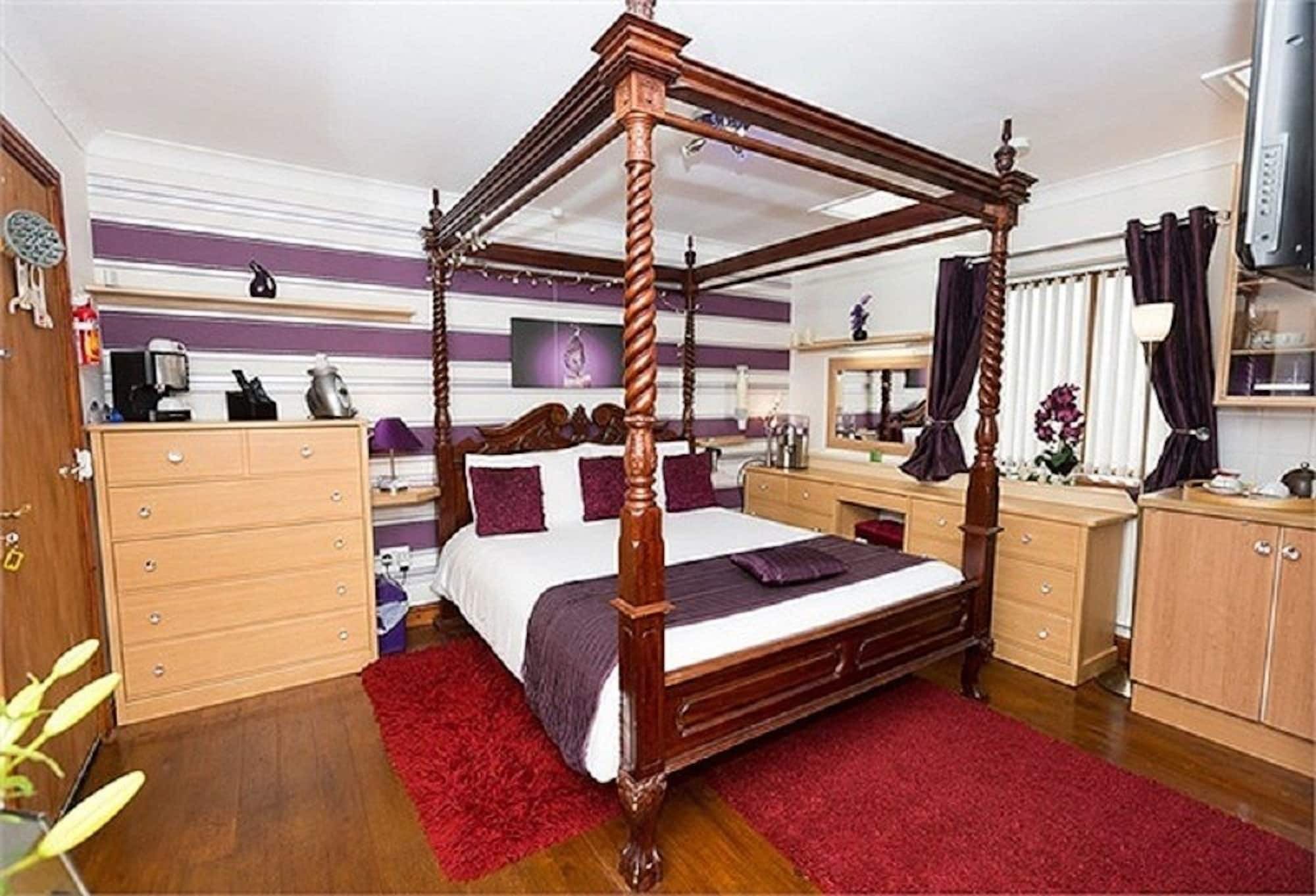 Castle Lodge - Brecon Beacons Accommodation Sennybridge 외부 사진